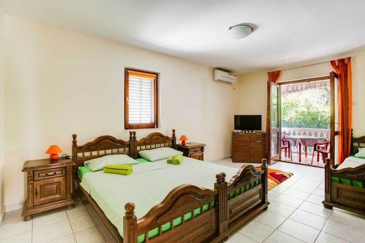 Villa Dionis Budva Exterior foto